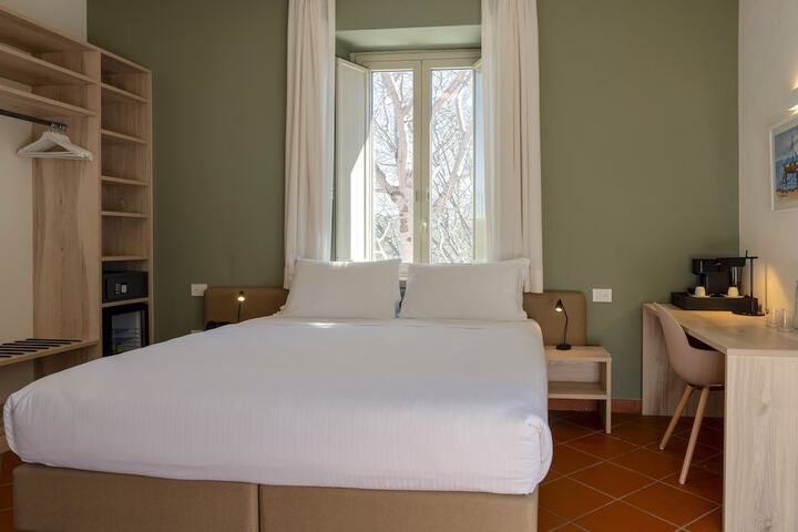 Room 29 of 334