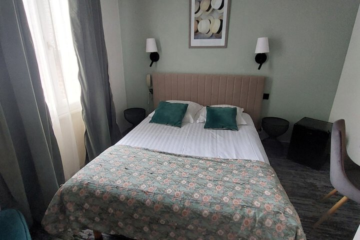 Room 22 of 63