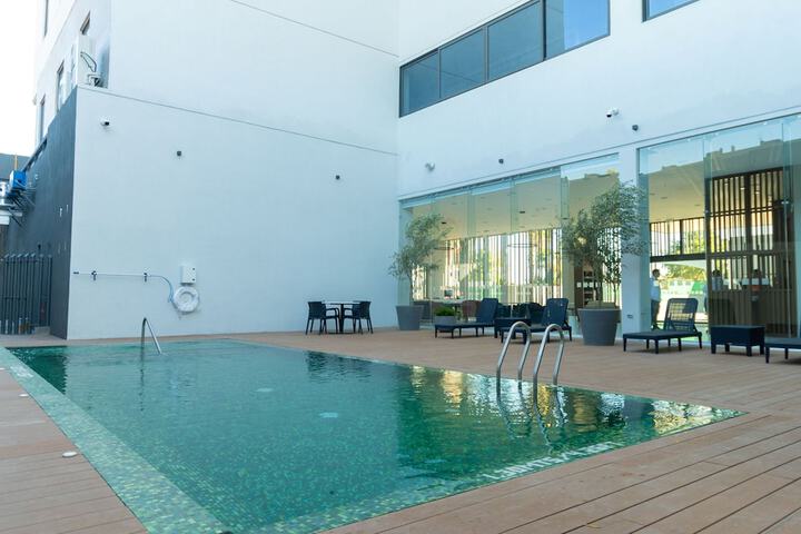 Pool 46 of 110