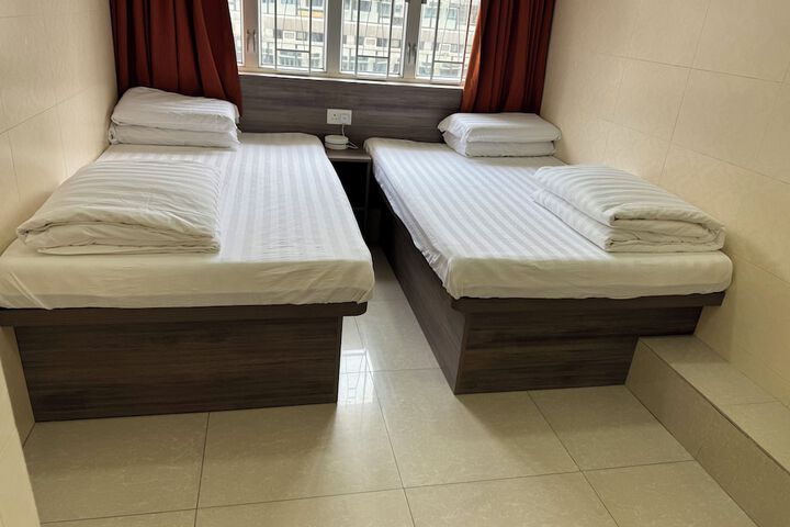 Room 168 of 195