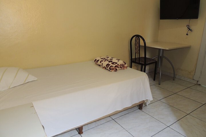Room 48 of 107