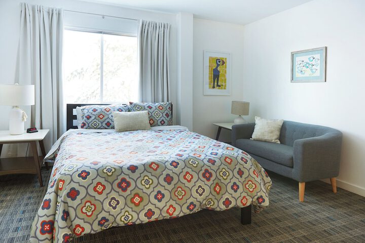 Room 8 of 30