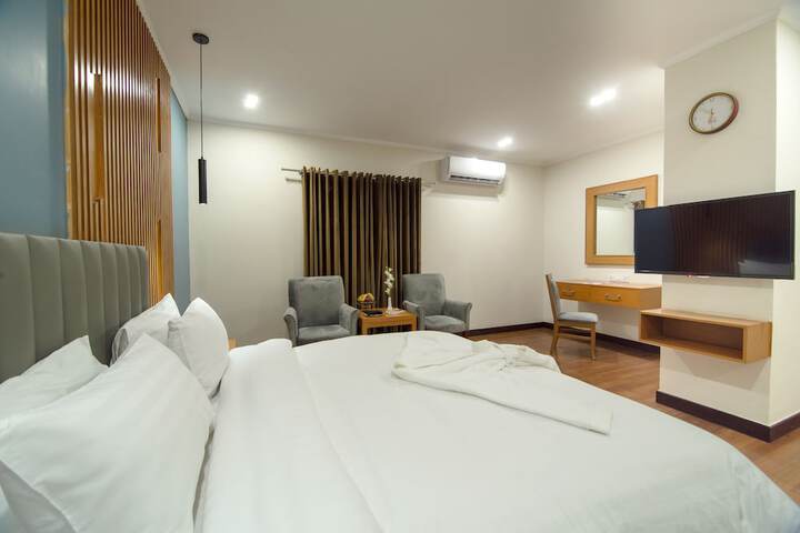 Room 14 of 24