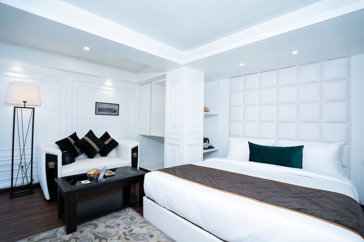 Room 36 of 67