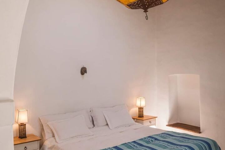 Room 9 of 26