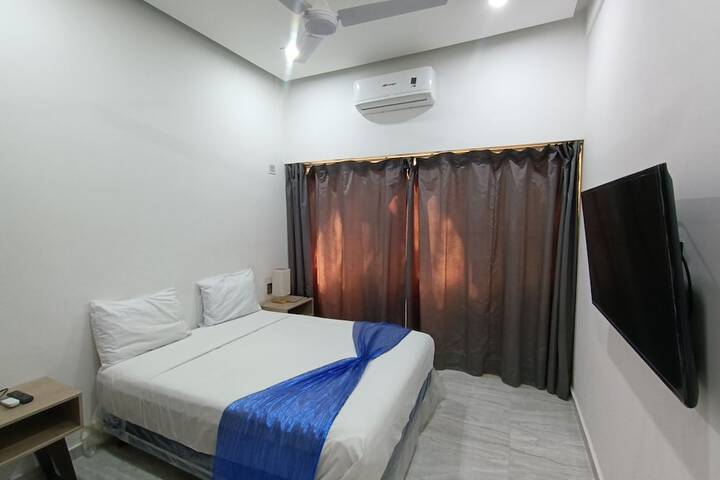 Room 11 of 231