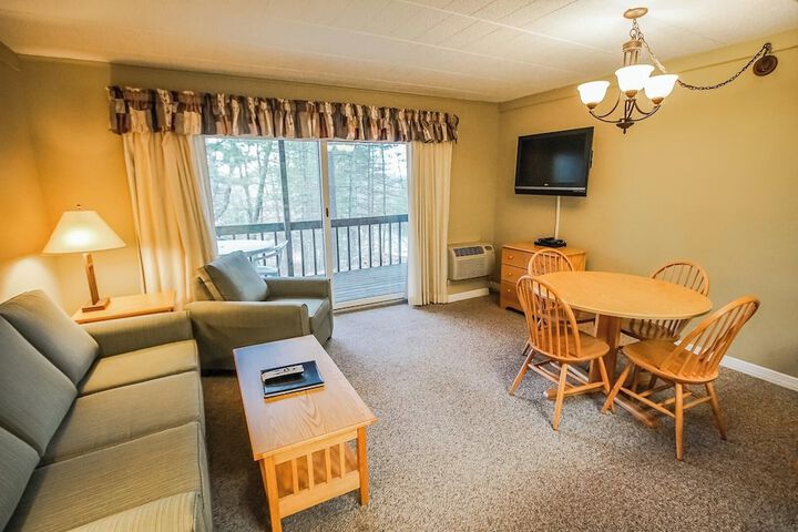 Room 7 of 39
