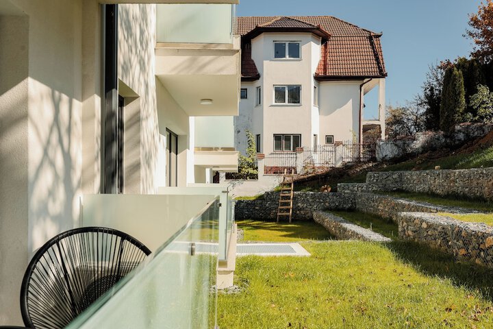 Terrace/Patio 64 of 99