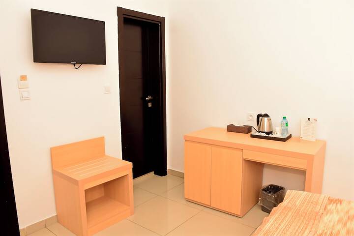 Room 52 of 74