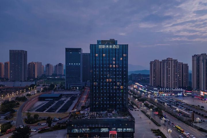 Hotel 50 of 54