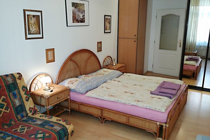 Room 13 of 209