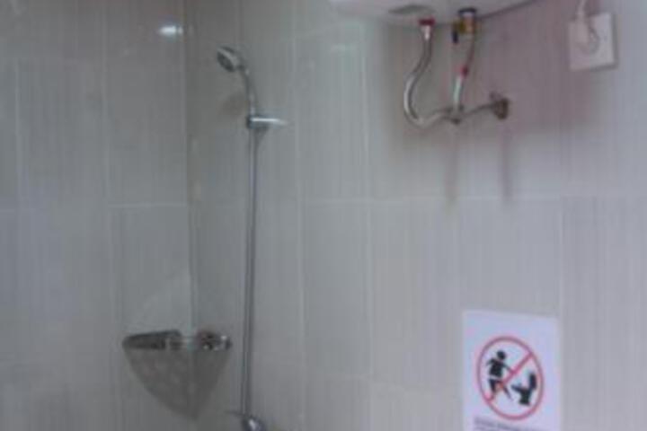 Room 3 of 13