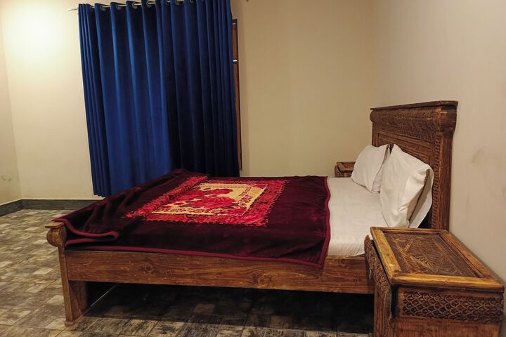 Room 29 of 37