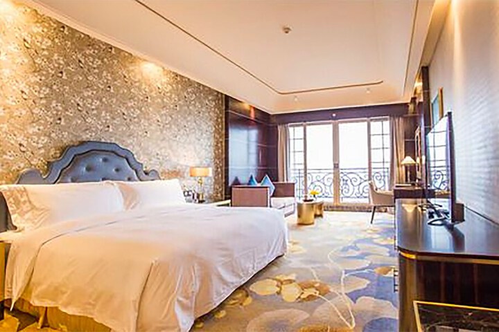 Room 7 of 57