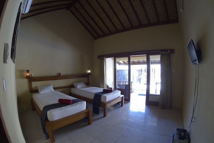 Room 5 of 31