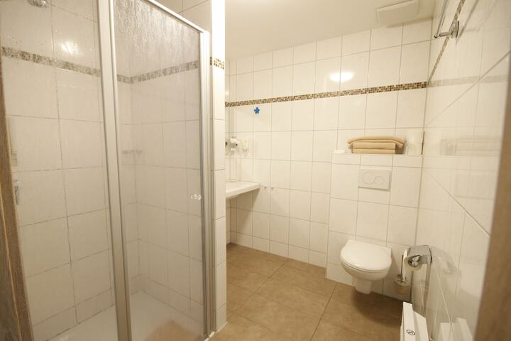 Room 45 of 62