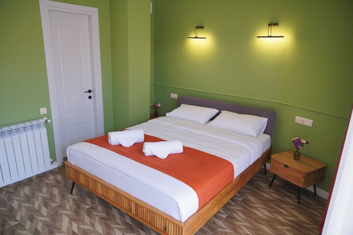 Room 3 of 15