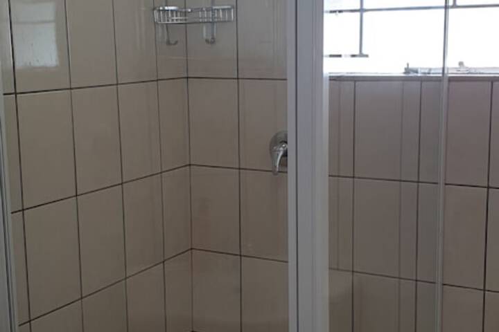 Room 14 of 16