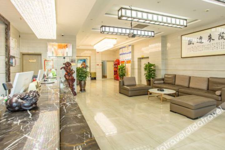 Hotel Interior 9 of 22
