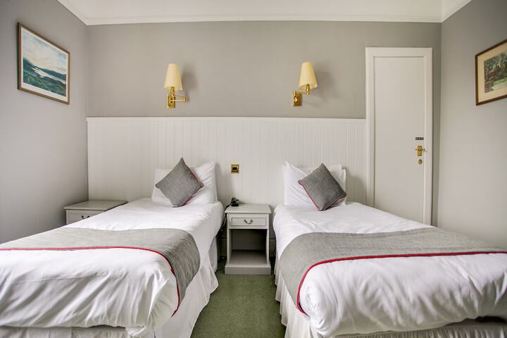 Room 25 of 70