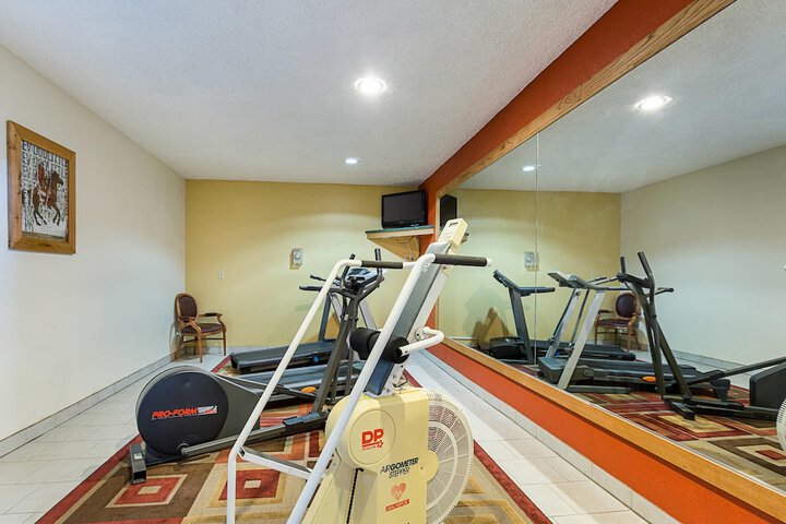 Hotel Gym