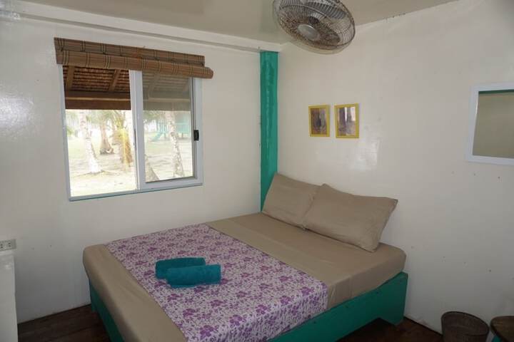 Room 6 of 31