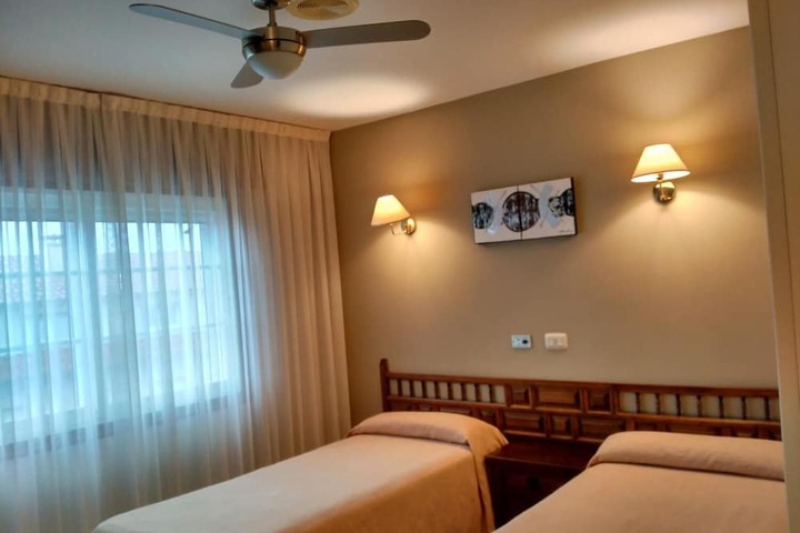 Room 7 of 37