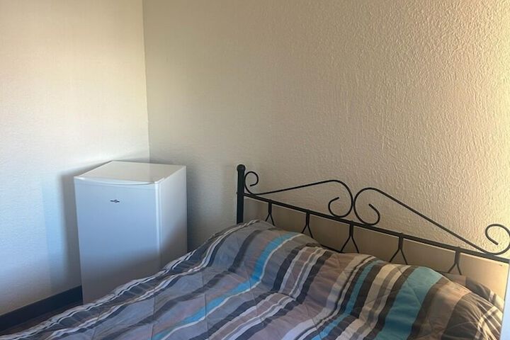 Room 2 of 14