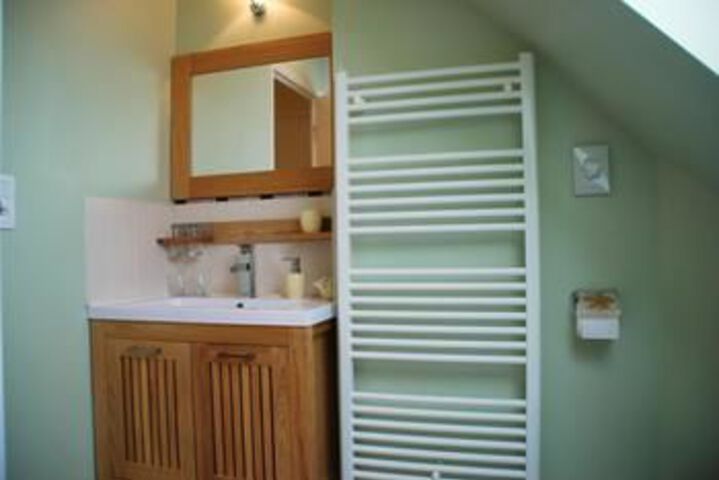 Room 5 of 37