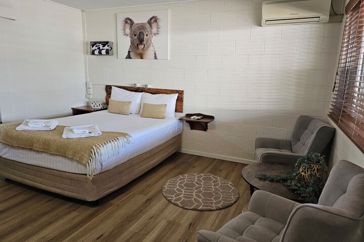 Room 15 of 96