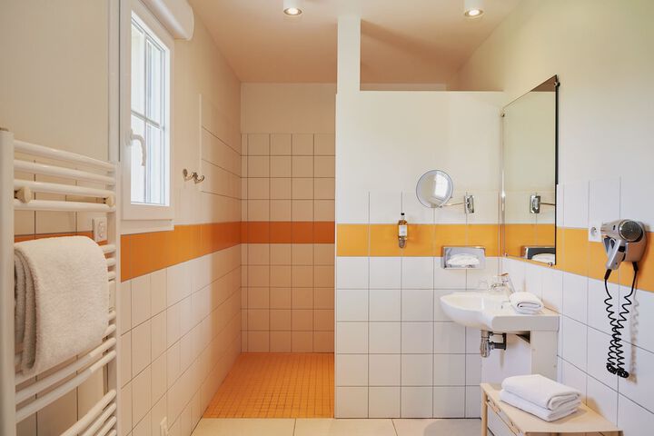 Clean Restrooms