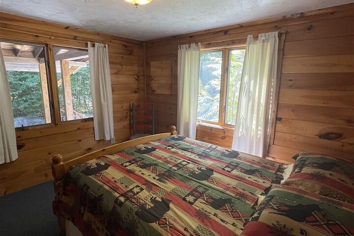 Room 2 of 24