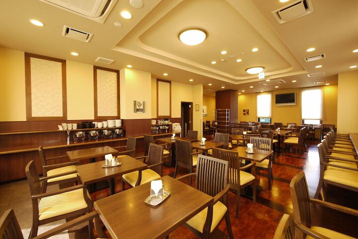 Dining Photos