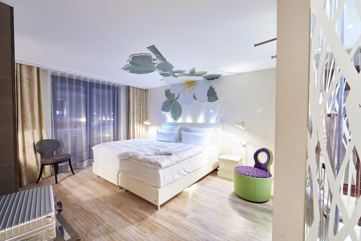 Room 17 of 72