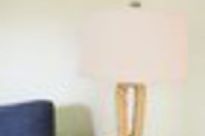 Lounge 392 of 510