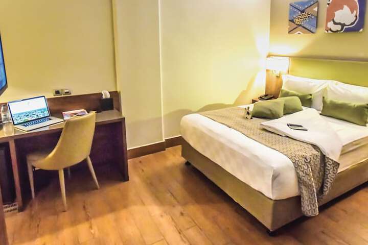 Room 10 of 56