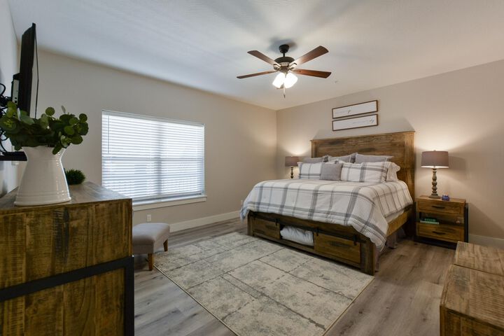 Room 121 of 127