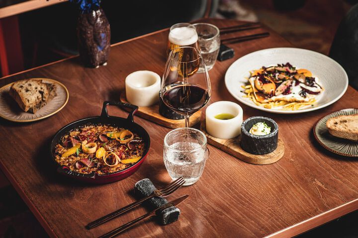 Dining 84 of 109