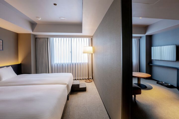 Room 13 of 53