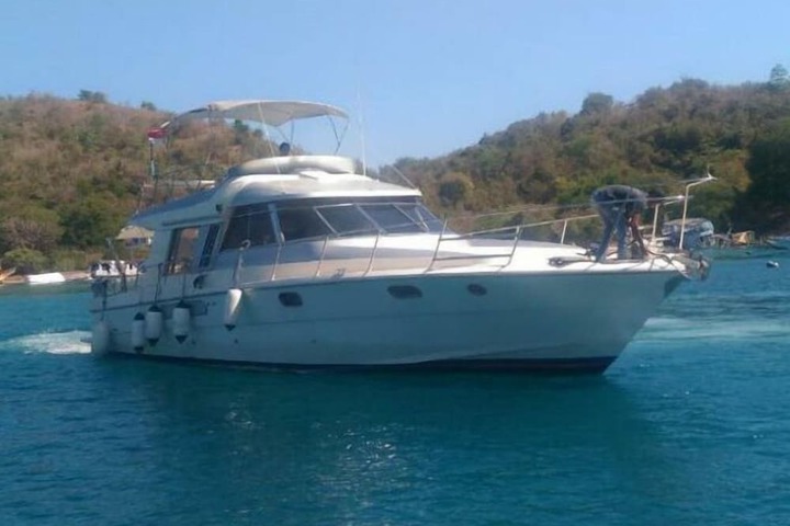 Laislabonita in Labuan Bajo