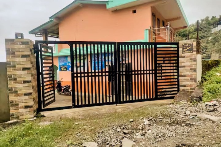 Property Grounds 18 of 60