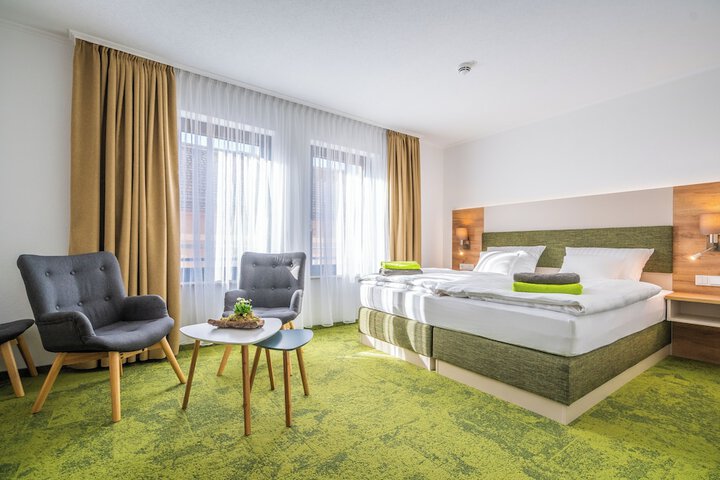 Room 2 of 22
