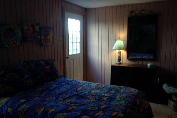 Room 3 of 21