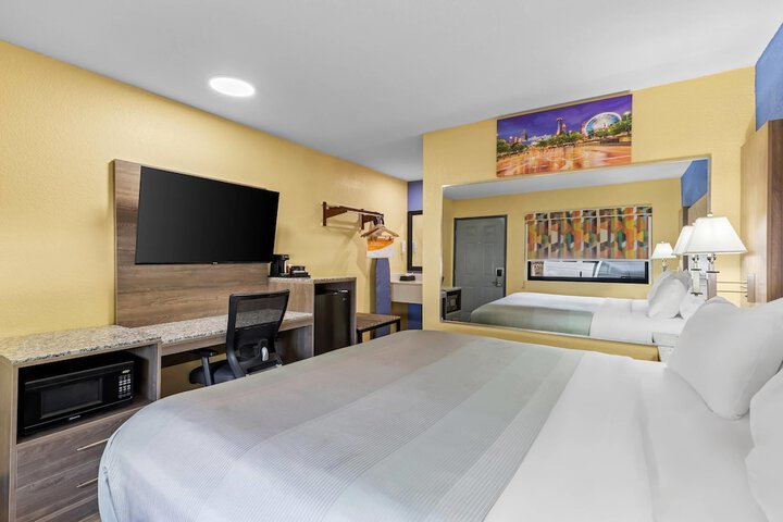 Room 25 of 57