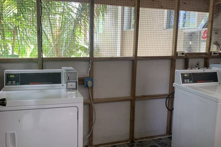 Laundry 10 of 35