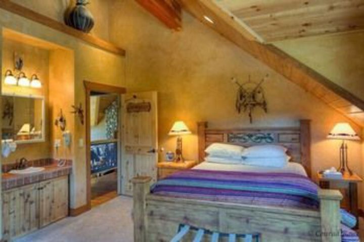 Room 11 of 20