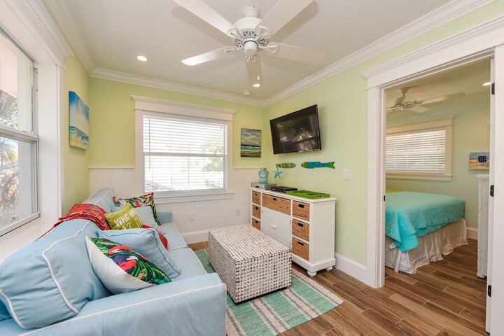 Room 115 of 230