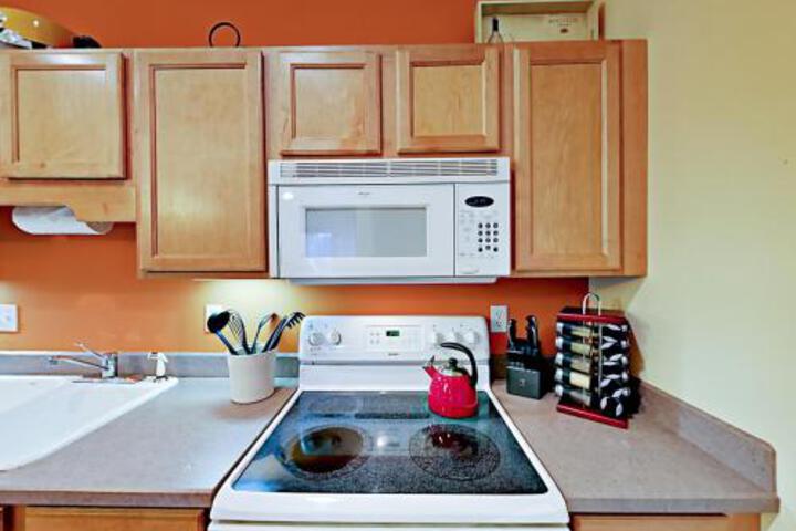 56856 Enterprise Dr Condo Unit I6 in Sunriver, OR