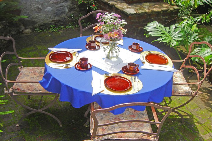 Dining 38 of 43