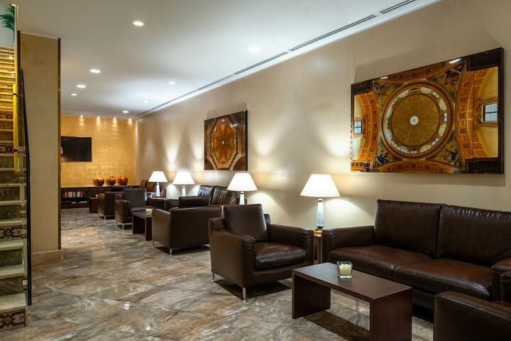 Hotel Lobby